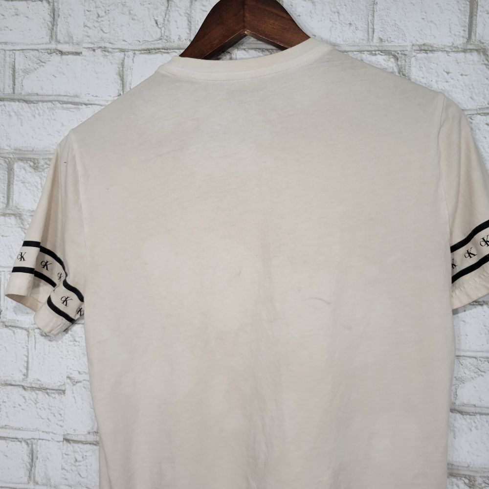 Calvin Klein Jeans vintage tee - Picture 11 of 13